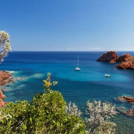 Dans Un Cadre D'Exception, Vue Mer Panoramique A Agay Cote D'Azur, Village Vacances Cap Esterel, T2 Avec Jardin, Golf, Climatisation, Wifi, 5 Piscines Saint-Raphael  Exterior photo