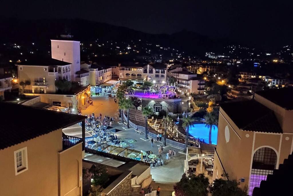 Apartment Cadre D'exception: Panoramic Sea View In Saint-raphael