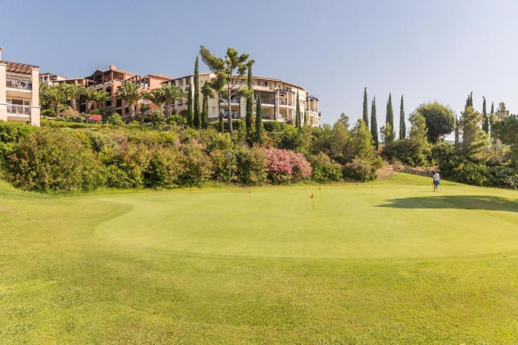 Apartment Cadre D'exception: Panoramic Sea View In Saint-raphael